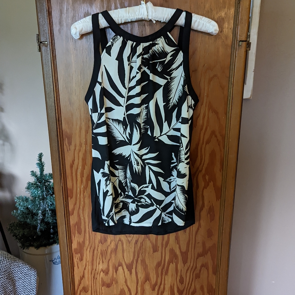 NWOT Express brand too. Size Small.